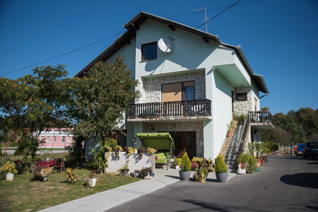 Opg Horvat Sobe Za Odmor Bed & Breakfast Daruvar Bagian luar foto